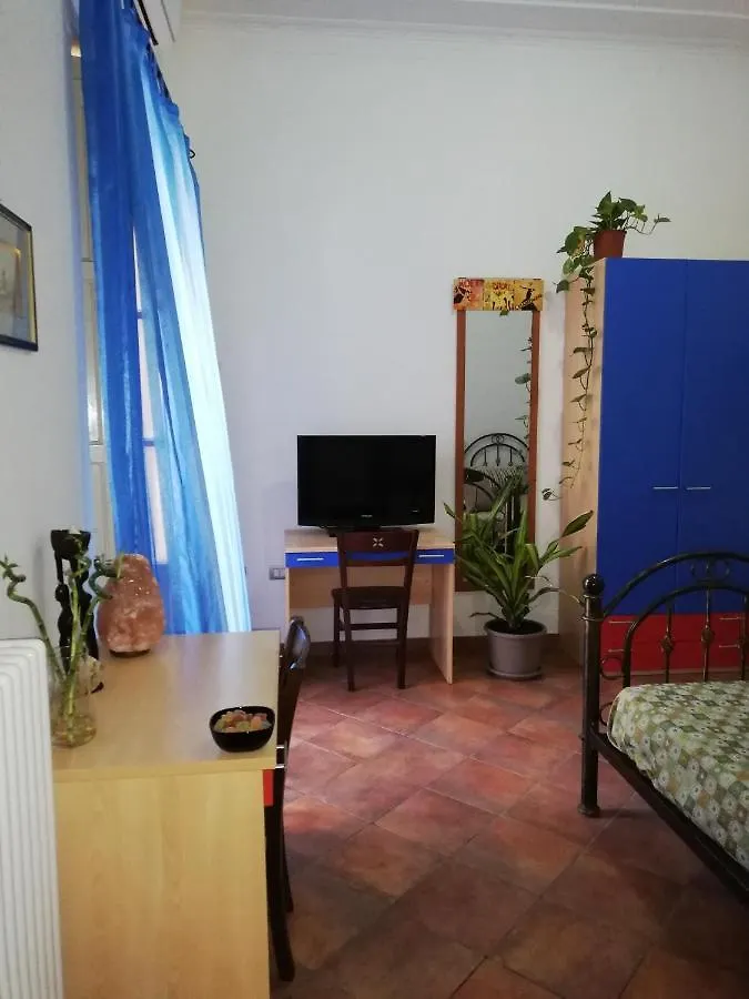 Guglielmo Room'S B&B Catane 2*,